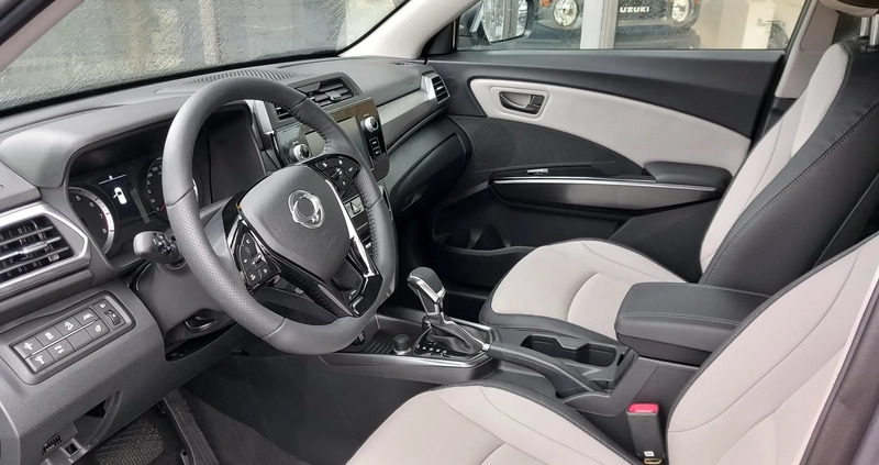 SsangYong Tivoli cena 118100 przebieg: 5, rok produkcji 2023 z Skawina małe 79